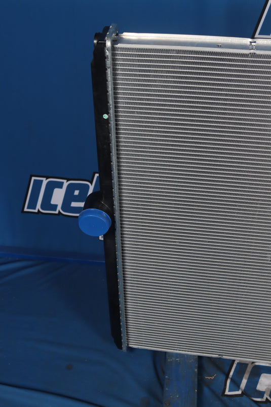 Ford L9000,L9500, L9522 Radiator