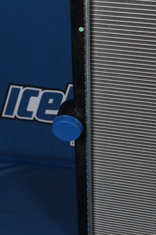 Ford L9000,L9500, L9522 Radiator