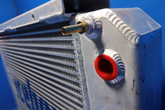 Caterpillar V330B Radiator