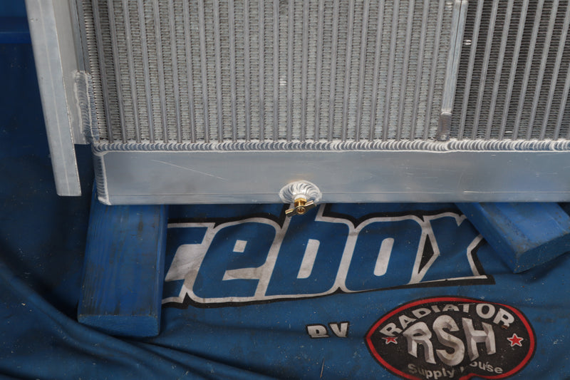 Load image into Gallery viewer, Manitowoc 222 EX, 222EX Radiator # 940238
