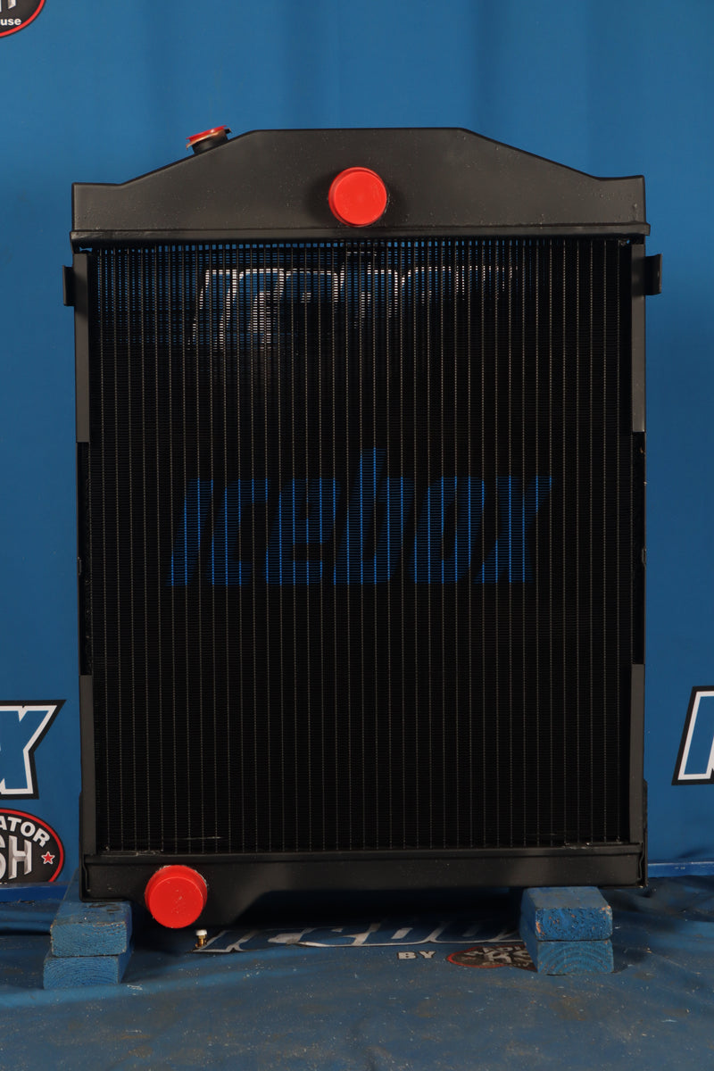 Load image into Gallery viewer, John Deere 646 Radiator # 870170
