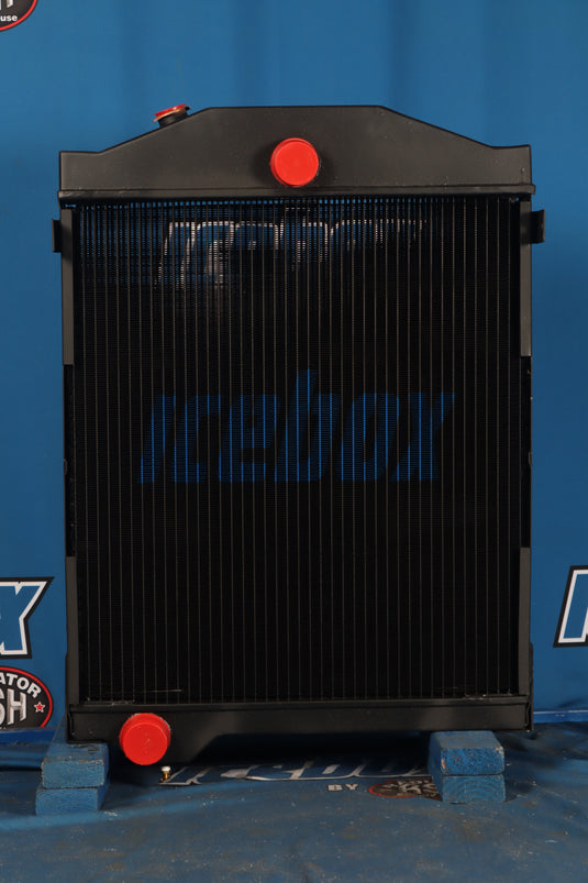 John Deere 646 Radiator