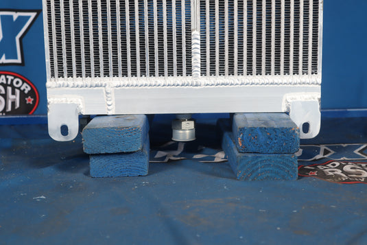 Hyundai 160D-7A Oil Cooler