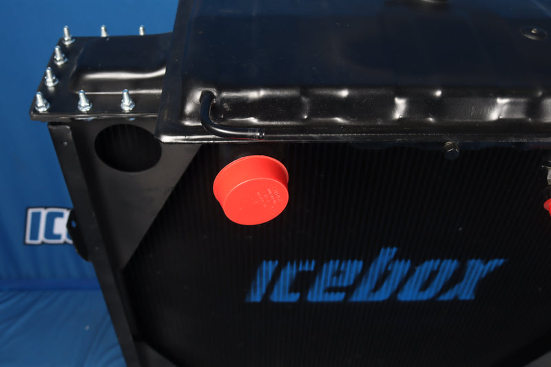 Load image into Gallery viewer, Peterbilt Radiator # 606033
