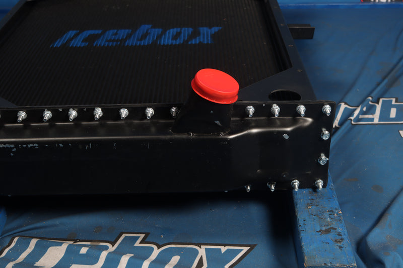 Load image into Gallery viewer, Kenworth Radiator # 604047
