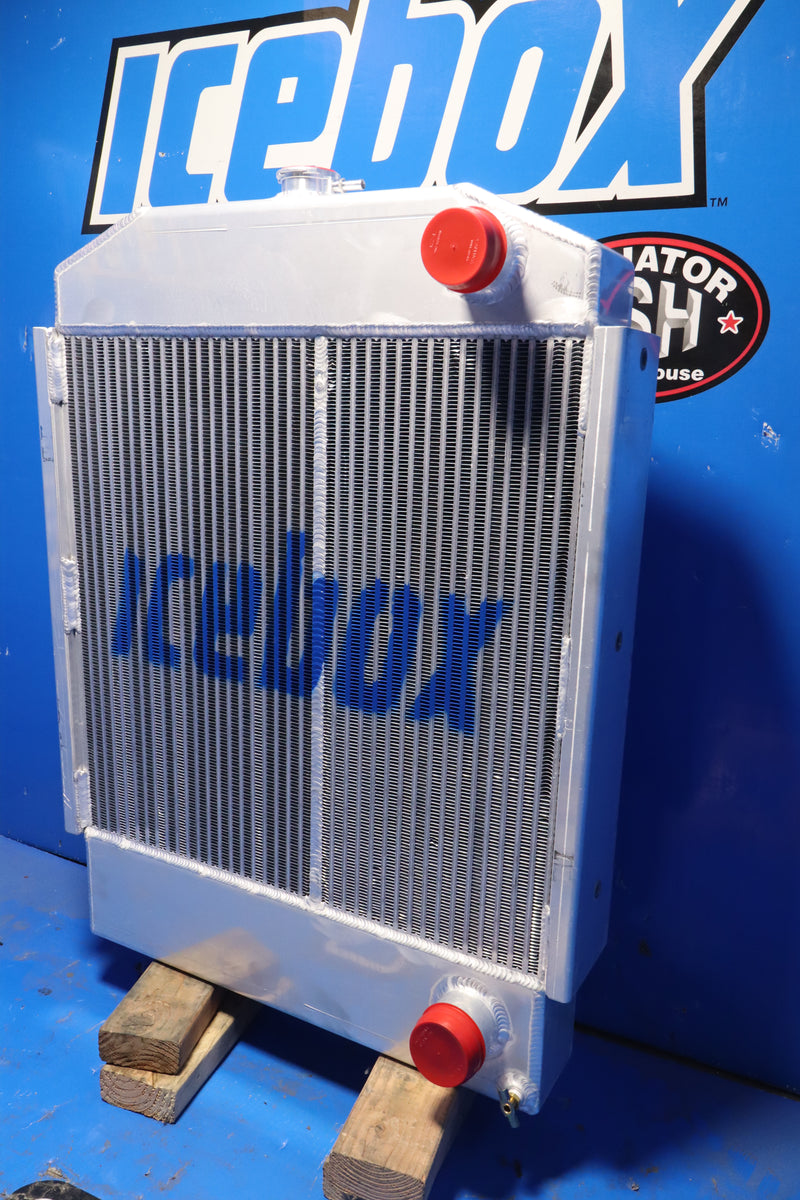 Load image into Gallery viewer, Radiator # 940232

