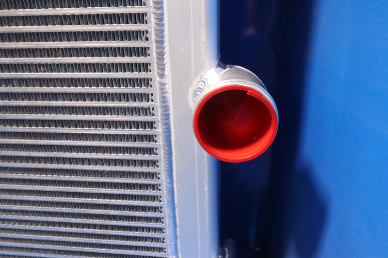 Load image into Gallery viewer, Kenworth T-800W Radiator # 604083
