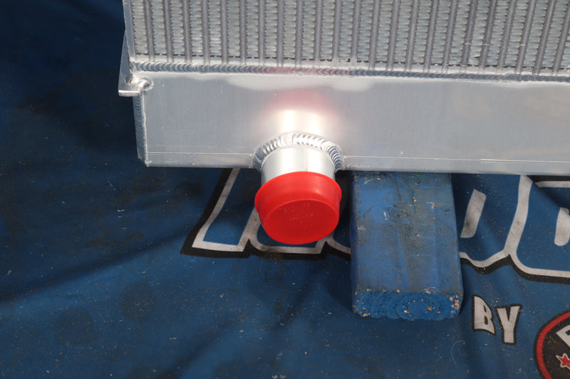Load image into Gallery viewer, International 7600 Radiator # 603950
