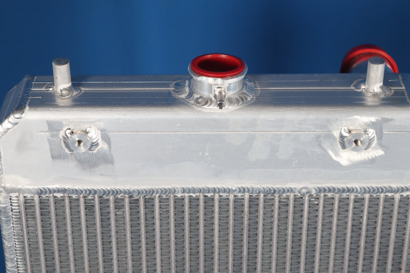 Load image into Gallery viewer, Hitachi Radiator # 870017
