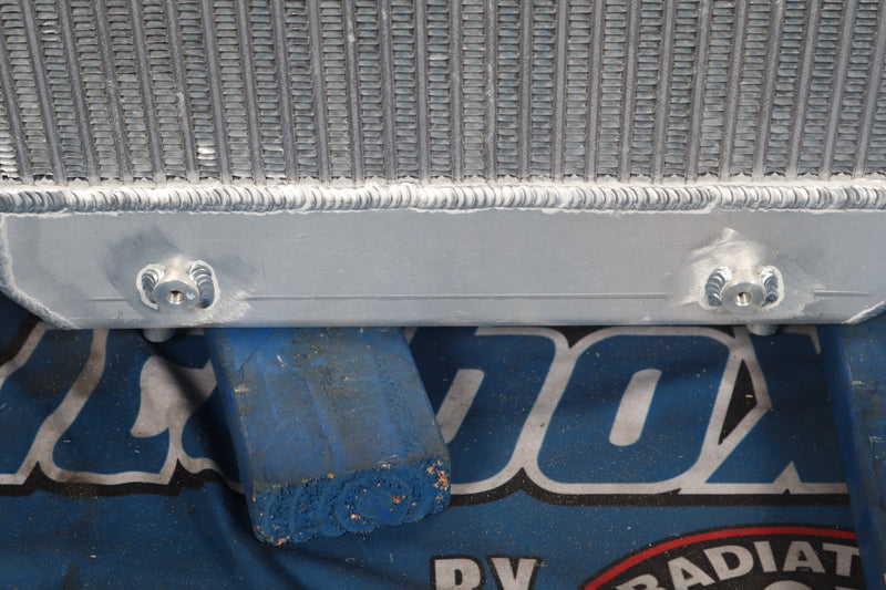 Load image into Gallery viewer, Hitachi Radiator # 870017
