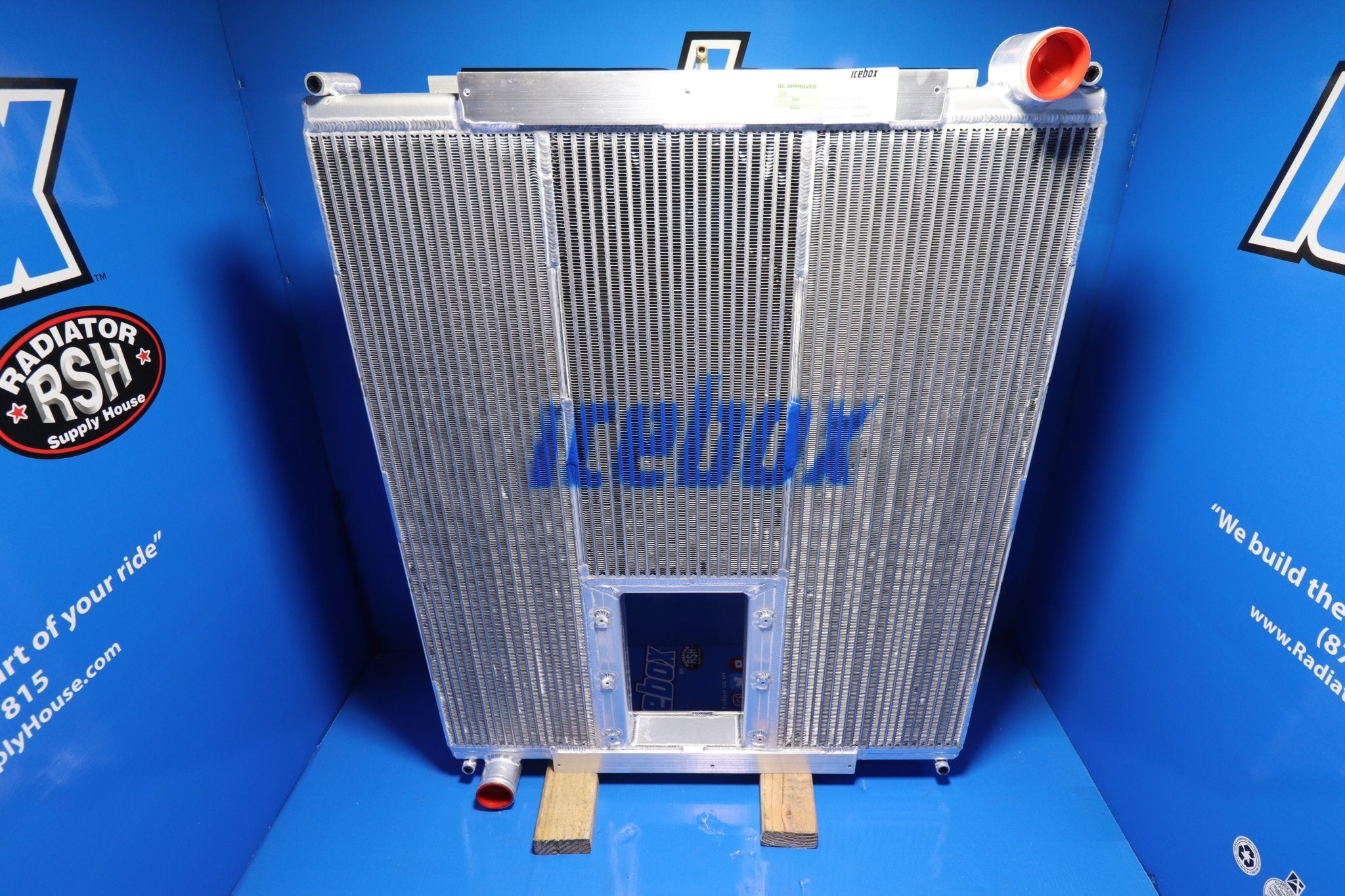 Auto Car Switcher Radiator Autocar ACX Radiator # 607617 – Radiator Supply House