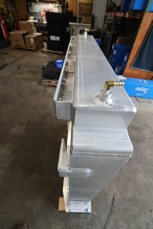 Caterpillar D7R Series II Radiator # 850916 – Radiator Supply House