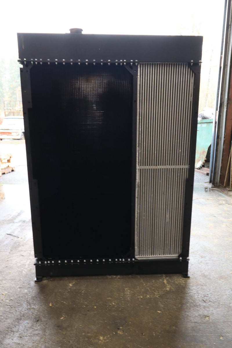 Load image into Gallery viewer, Detroit 60 Series Radiator Core # 990442 - Radiator Supply House
