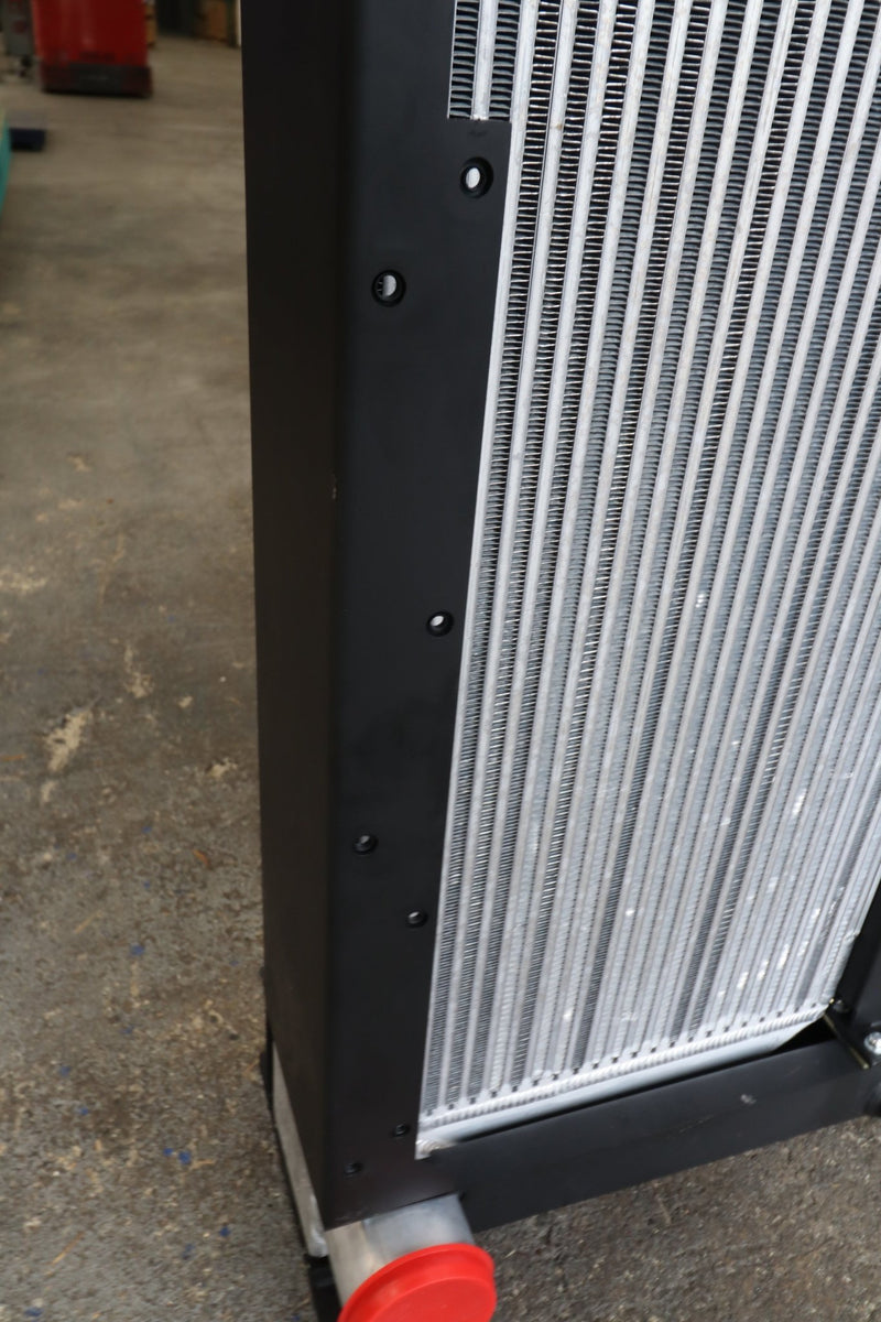 Load image into Gallery viewer, Detroit 60 Series Radiator Core # 990442 - Radiator Supply House
