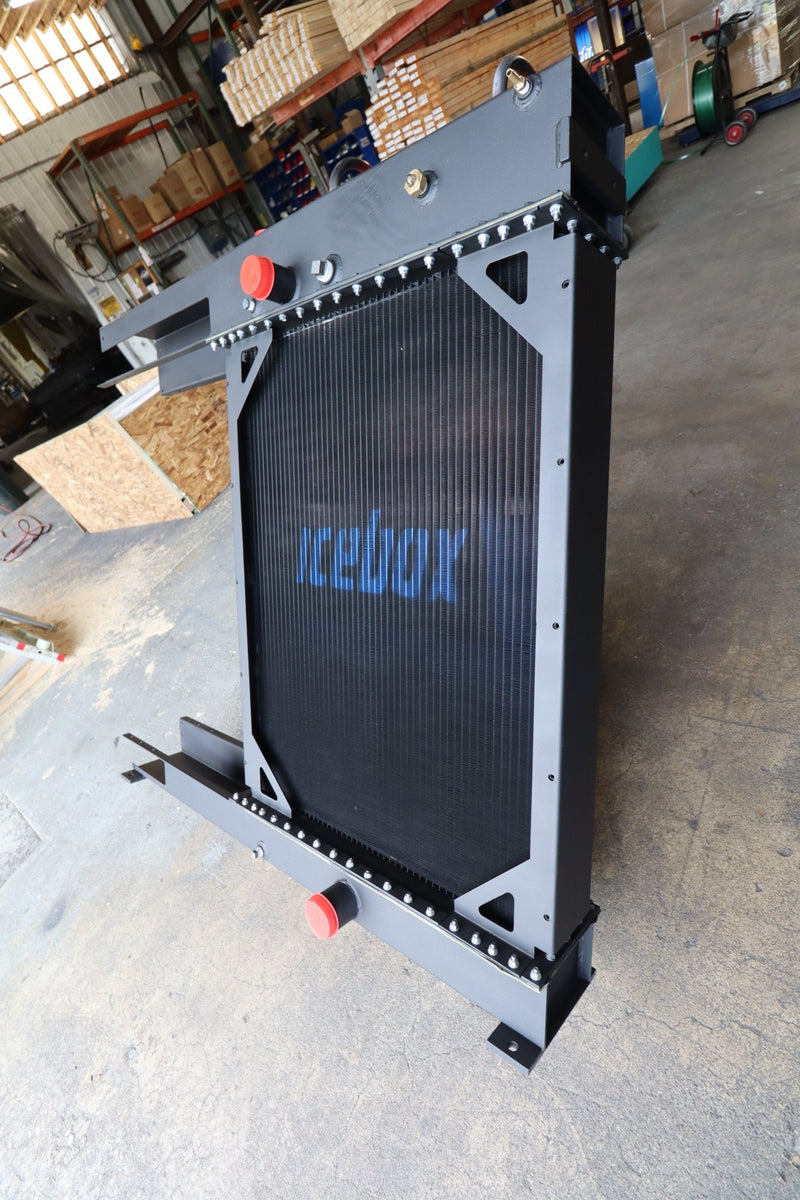 Load image into Gallery viewer, Detroit Diesel 60 Series 600HP Radiator # 990306 - Radiator Supply House
