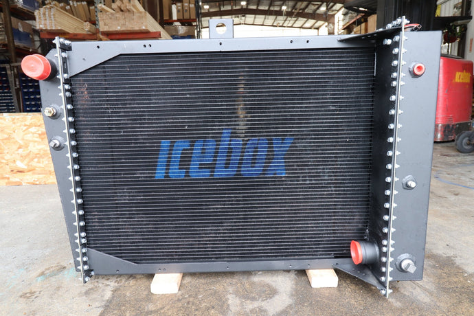 Ford L - 9000 Radiator 