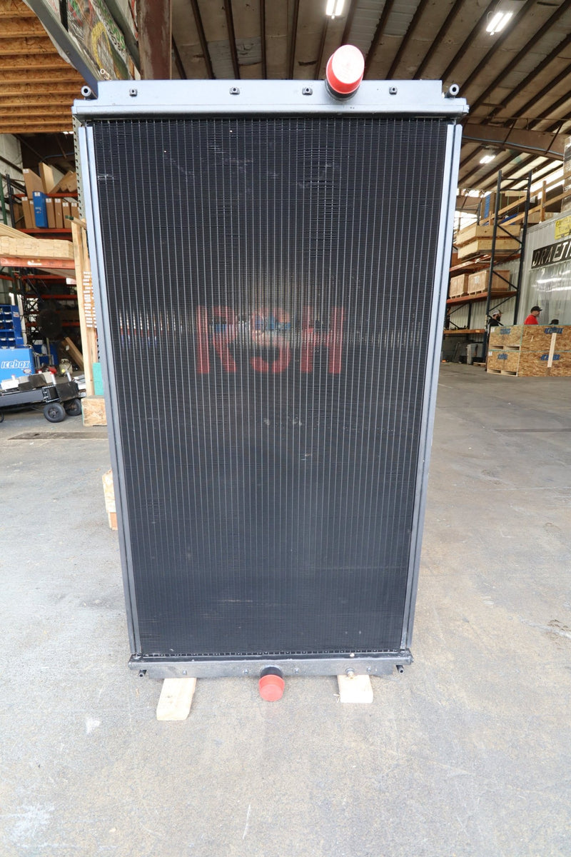 Load image into Gallery viewer, Freightliner Argosy Radiator # 601160 - Radiator Supply House
