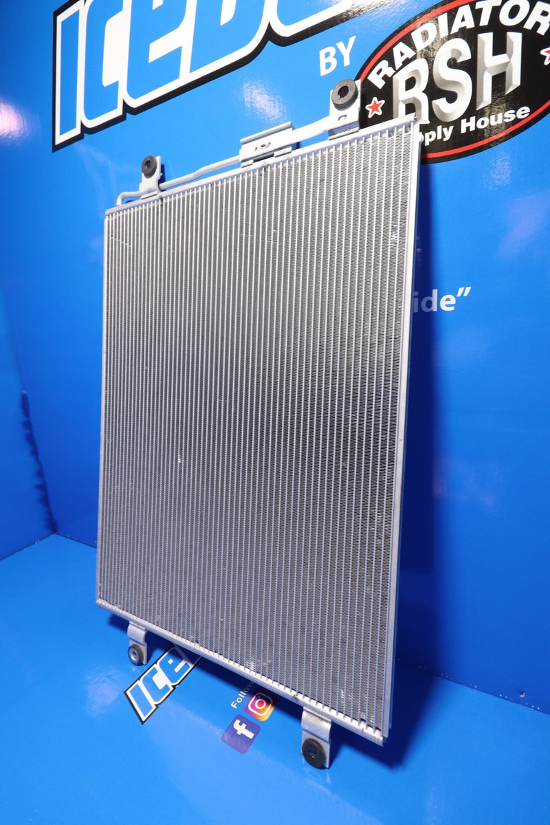 Load image into Gallery viewer, Freightliner Buisness Class, M2 AC Condenser # 601986 - Radiator Supply House
