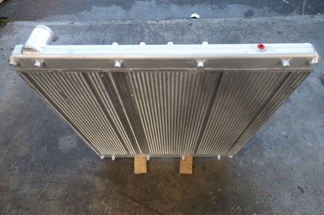 Freightliner Cascadia Radiator # 601487 – Radiator Supply House