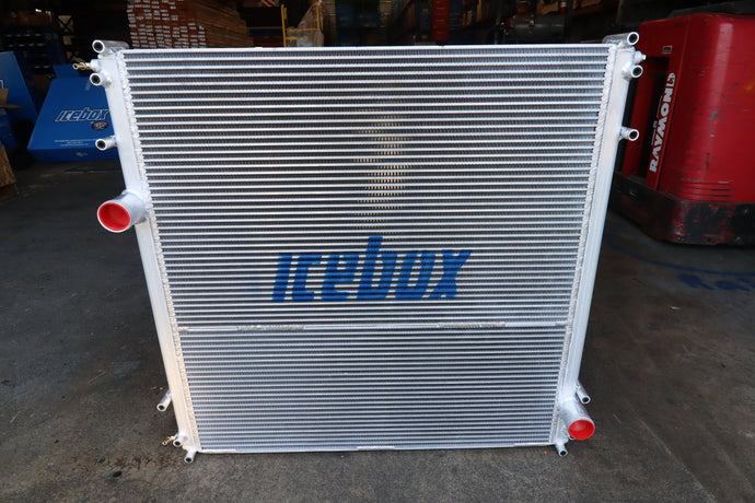 Freightliner Classic 120, FLD120 / SD Radiator 