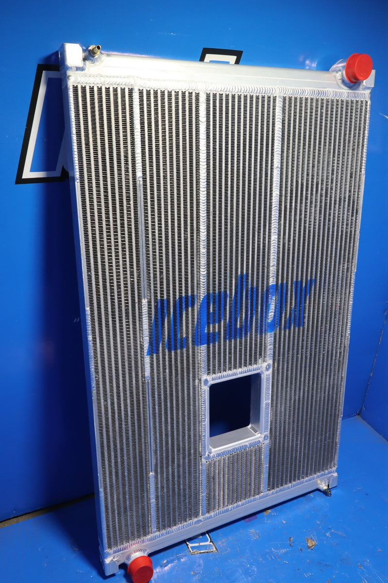 Load image into Gallery viewer, Freightliner Condor Radiator # 601073 - Radiator Supply House
