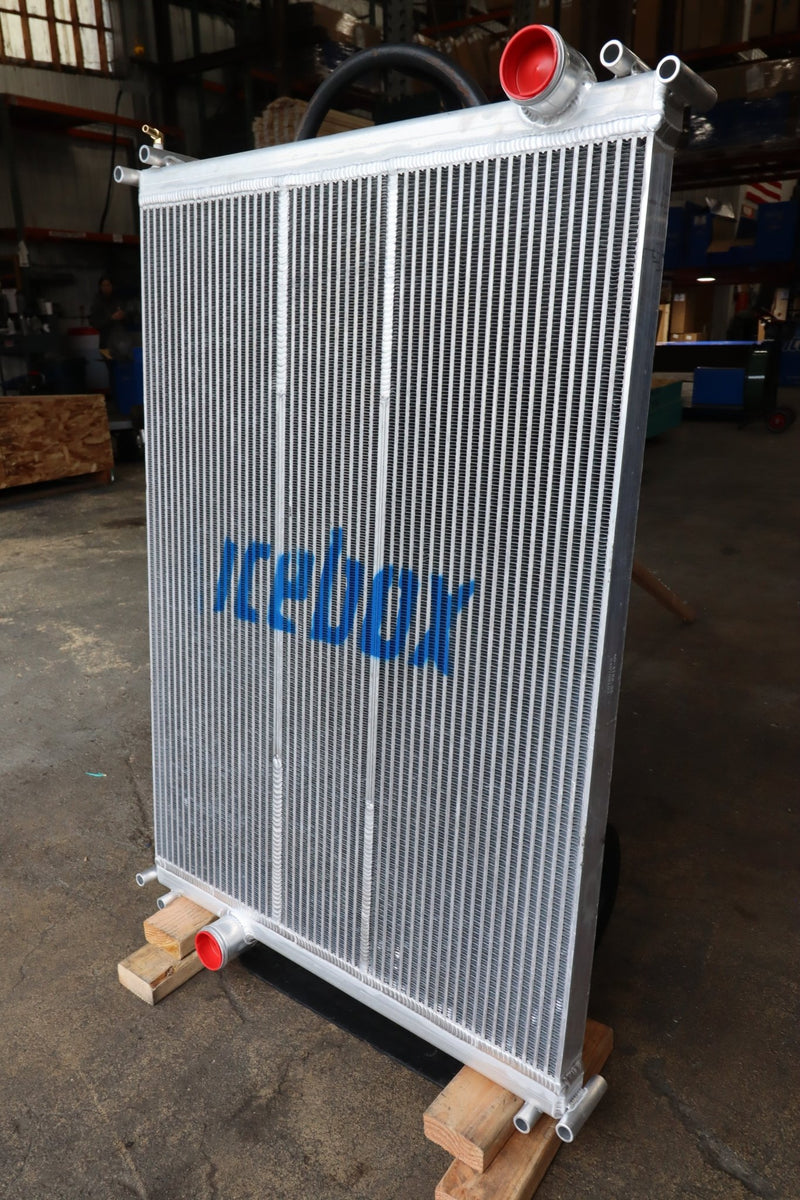 Load image into Gallery viewer, Freightliner Radiator # 601182 - Radiator Supply House
