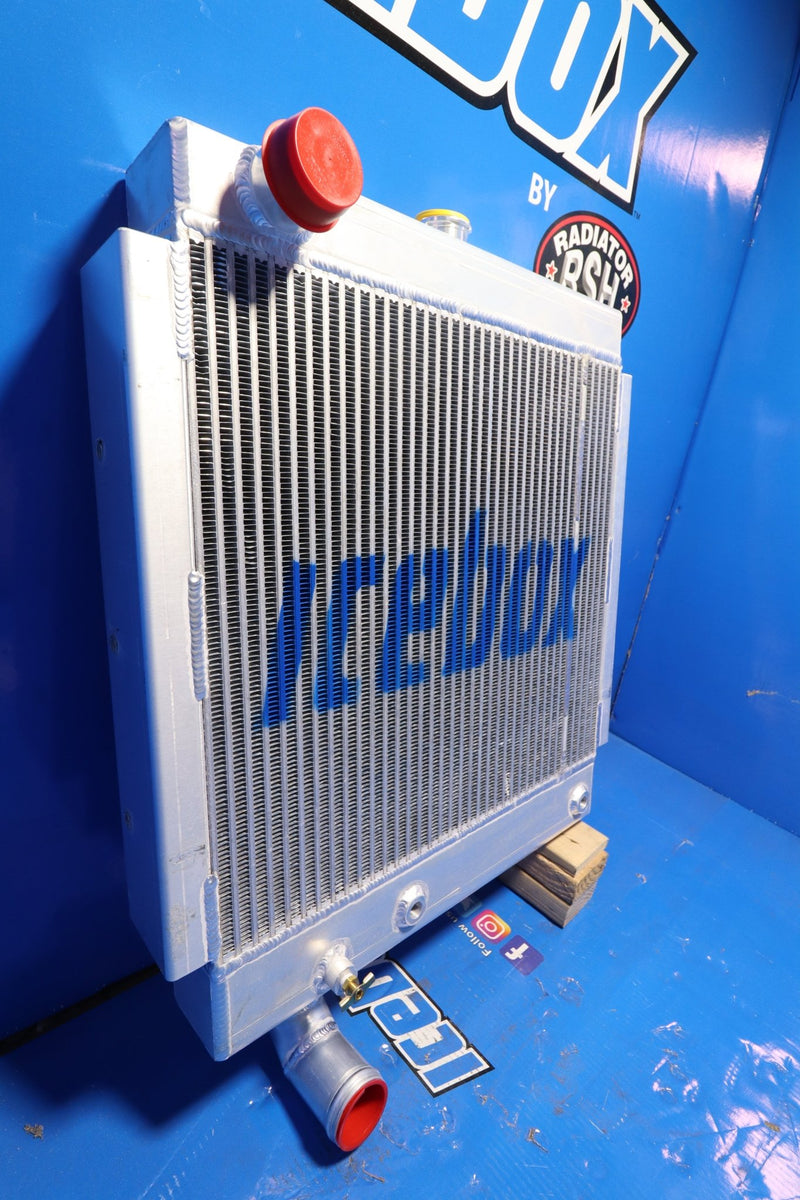 Load image into Gallery viewer, Hyster H250H Radiator # 940206 - Radiator Supply House
