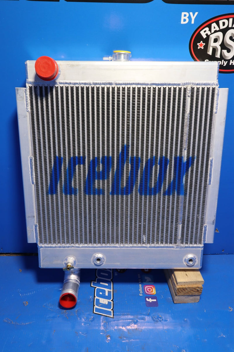 Load image into Gallery viewer, Hyster H250H Radiator # 940206 - Radiator Supply House
