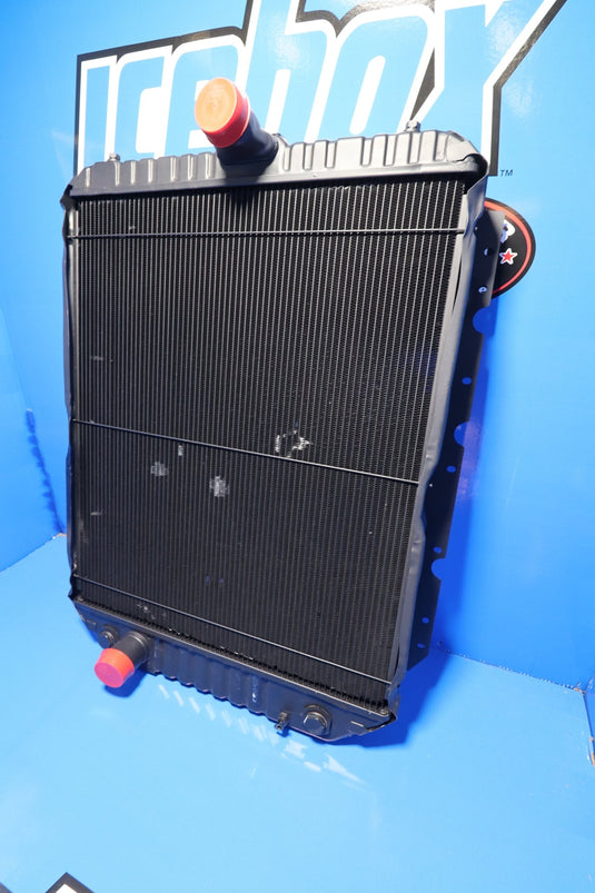 International 1753, 3000, 3600, 3700, 3800 Radiator