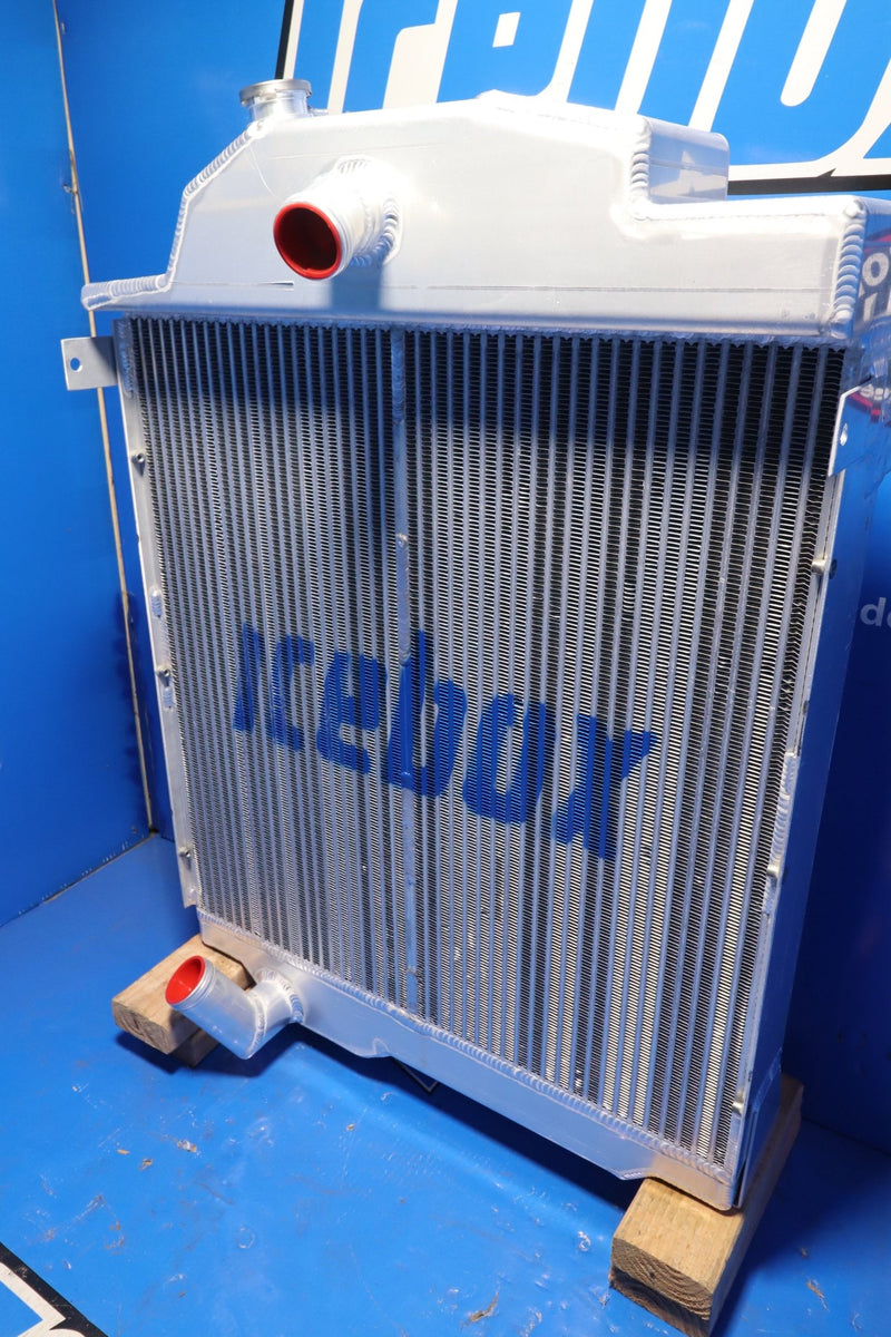 Load image into Gallery viewer, John Deere 5020 Radiator # 870113 - Radiator Supply House
