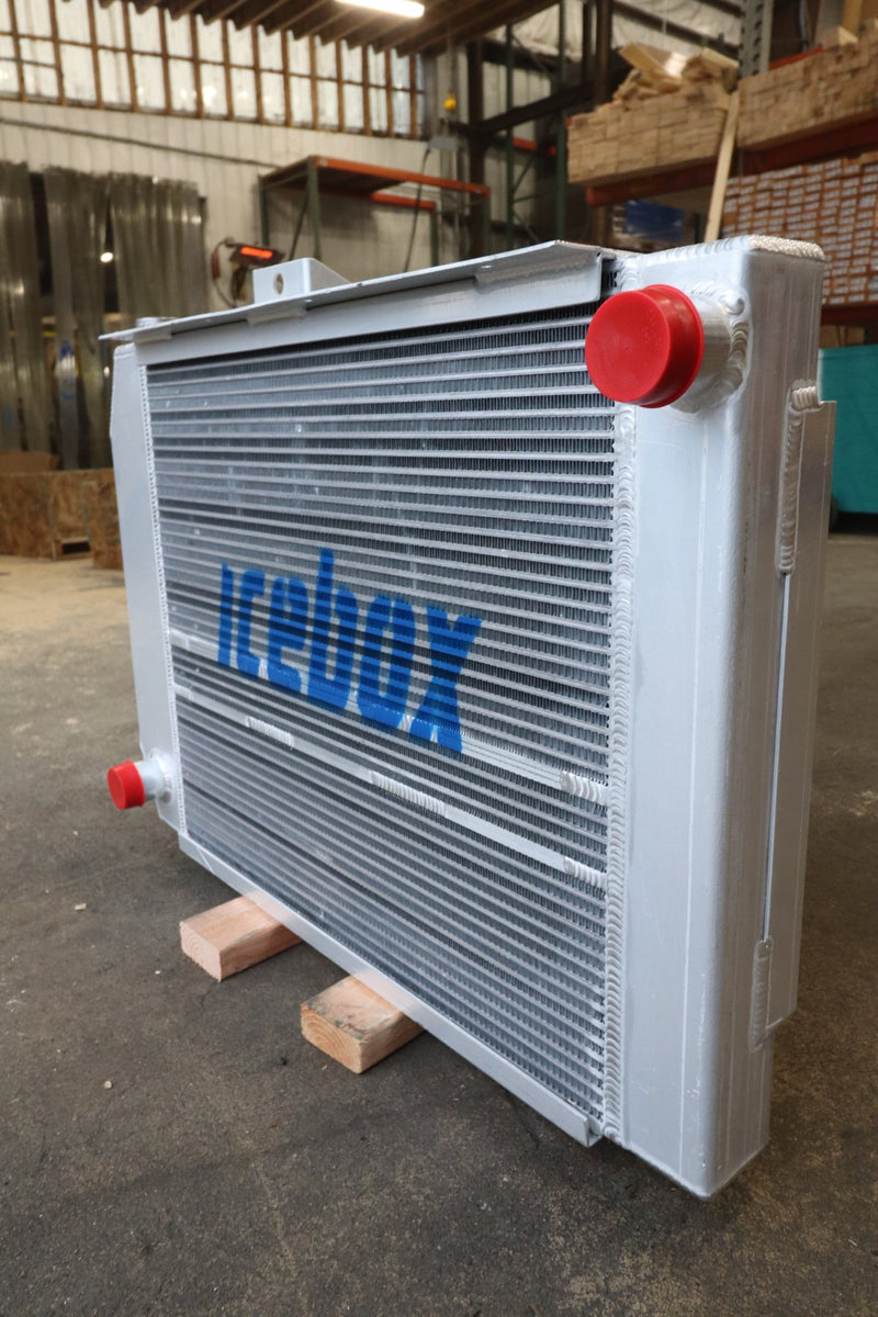 Load image into Gallery viewer, John Deere 670A Motor Grader Radiator # 870138 - Radiator Supply House
