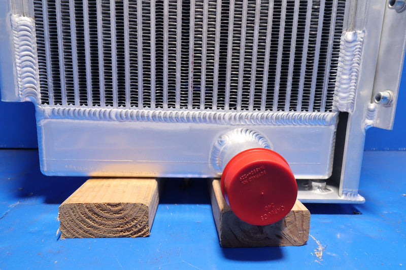 Load image into Gallery viewer, John Deere Radiator # 870002 - Radiator Supply House
