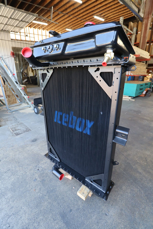 Kenworth T - 600 / T - 800 Radiator