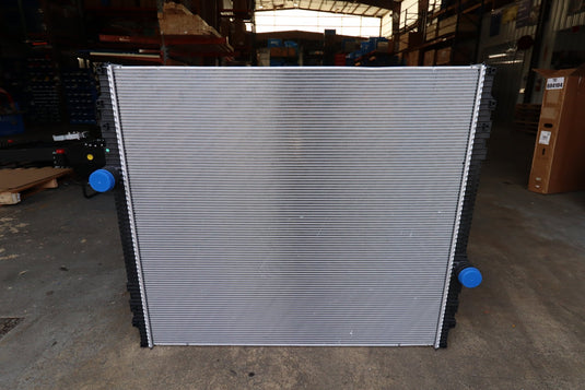 Kenworth T-800W Radiator 