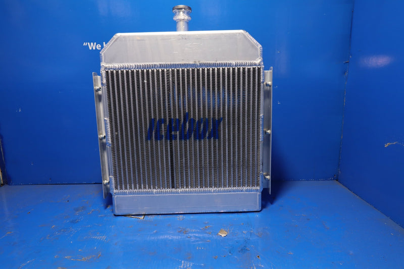 Load image into Gallery viewer, Perfex Radiator # 890831 - Radiator Supply House
