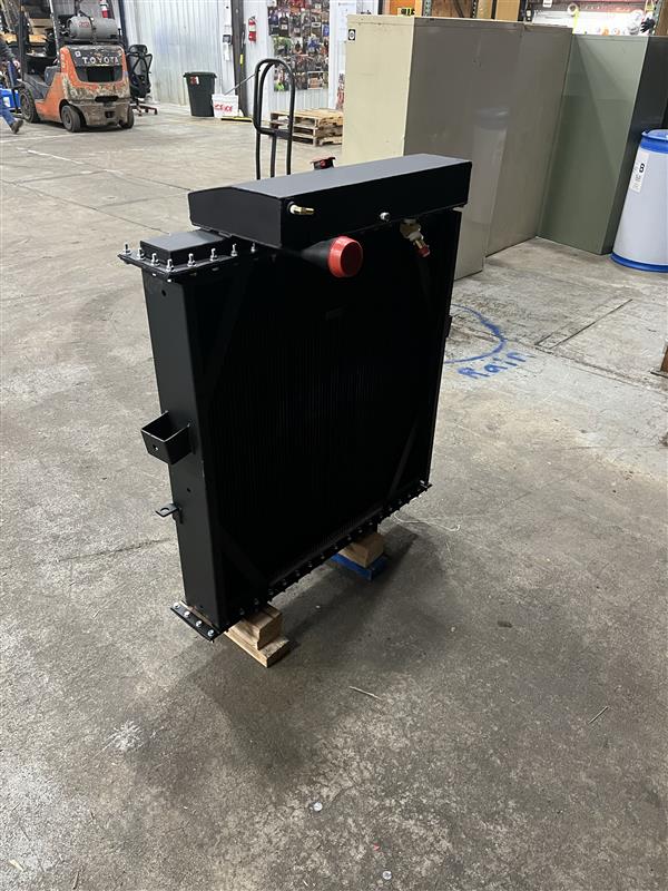 Load image into Gallery viewer, Peterbilt 379 Radiator # 606022 - Radiator Supply House
