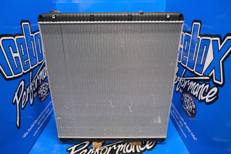 Load image into Gallery viewer, Freightliner Columbia, M2 LT9500 Series, Radiator # 601130
