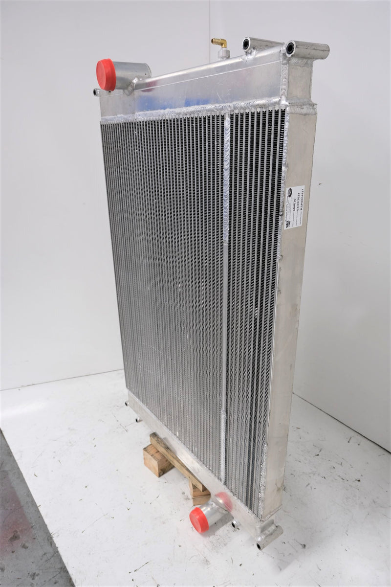 Load image into Gallery viewer, Kenworth T660 / W900L Radiator # 604630
