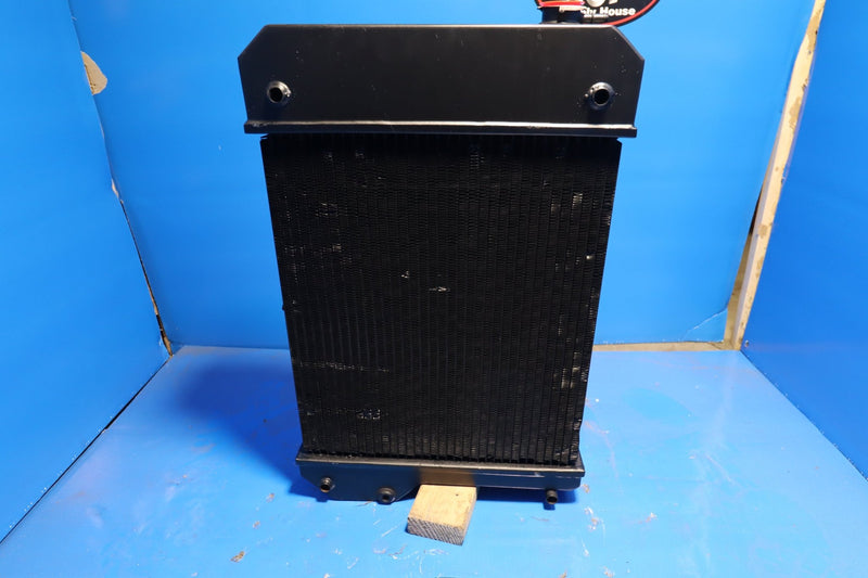 Load image into Gallery viewer, Bandit 1390 Chipper Radiator # 950175 - Radiator Supply House
