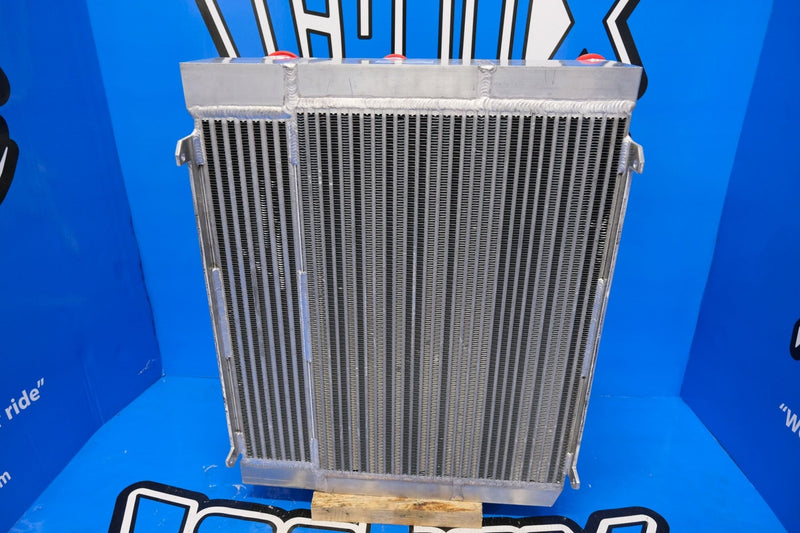 Load image into Gallery viewer, Case VM3080 Radiator # 845228 - Radiator Supply House
