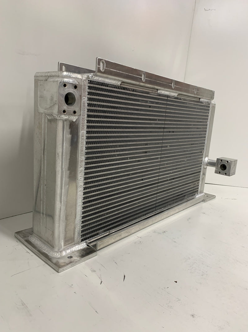 Load image into Gallery viewer, Caterpillar 322, 324, 325 Oil Cooler # 850525 - Radiator Supply House
