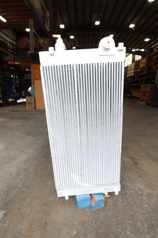 Caterpillar 938.0 Radiator