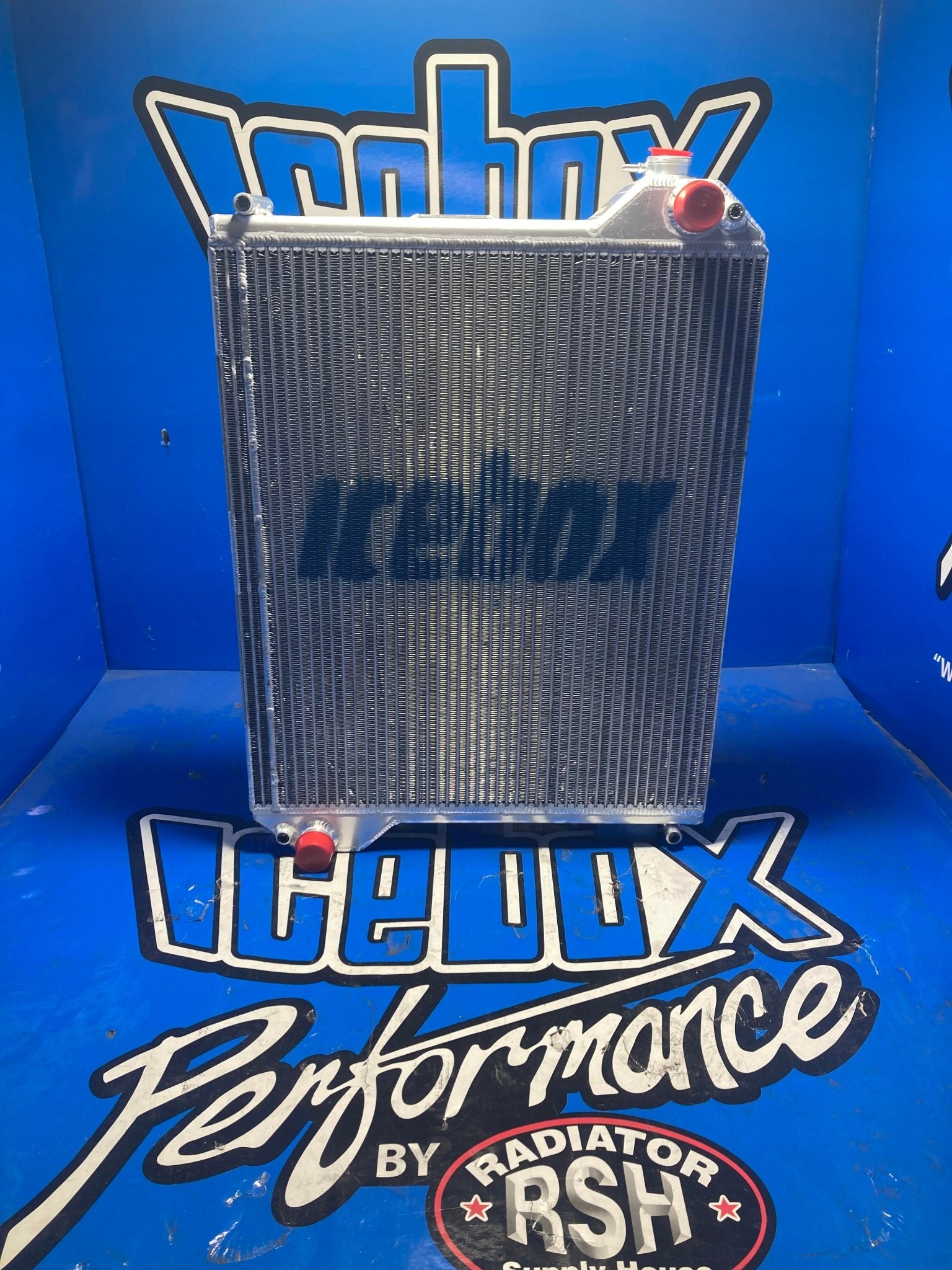 リベラータ Caterpillar C8F Radiator # 850144 – Radiator Supply House