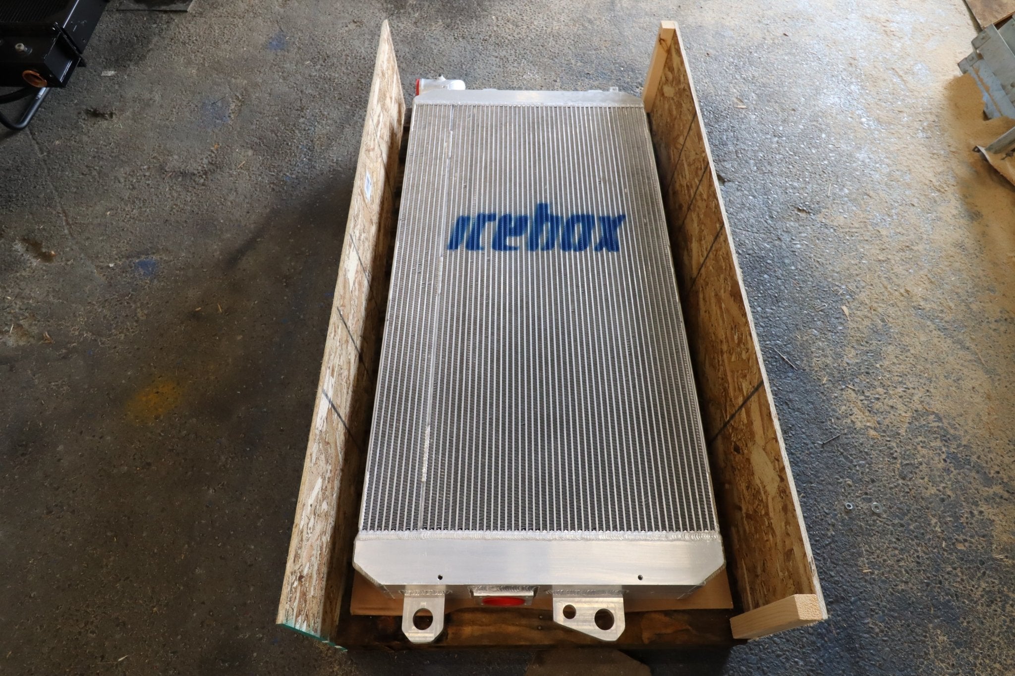 D10r Radiator Caterpillar D10T2 Radiator # 851034 – Radiator Supply House