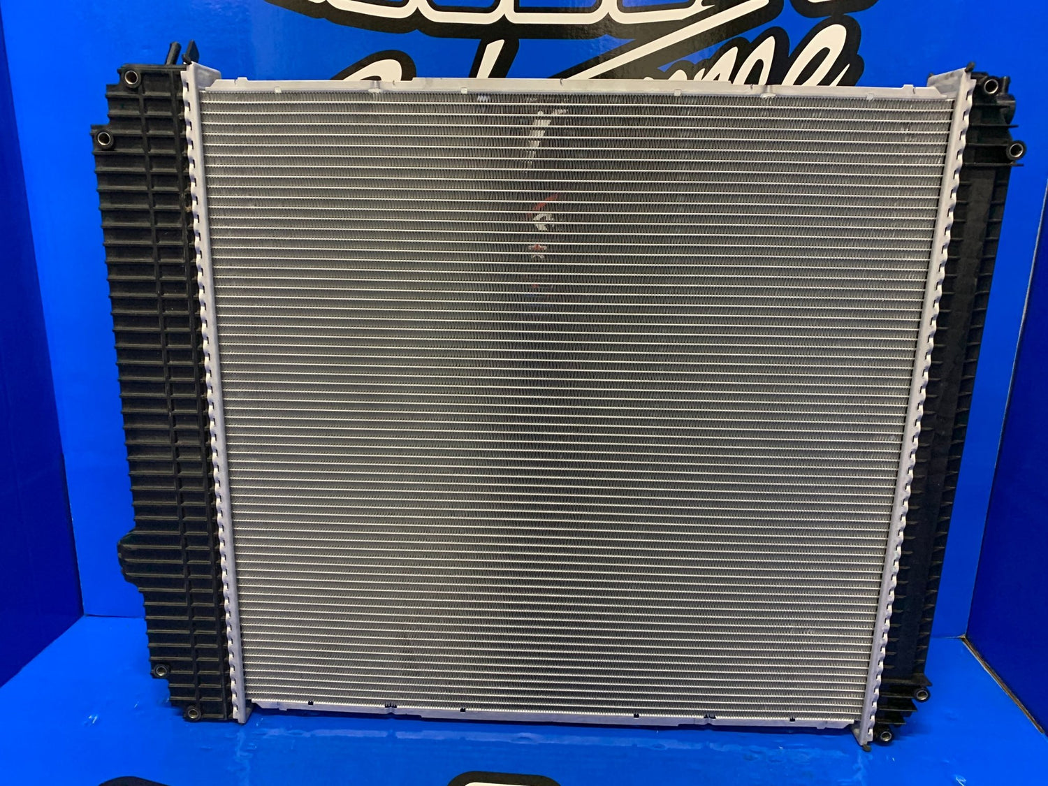 Ford F650, F750 Radiator # 600096 – Radiator Supply House