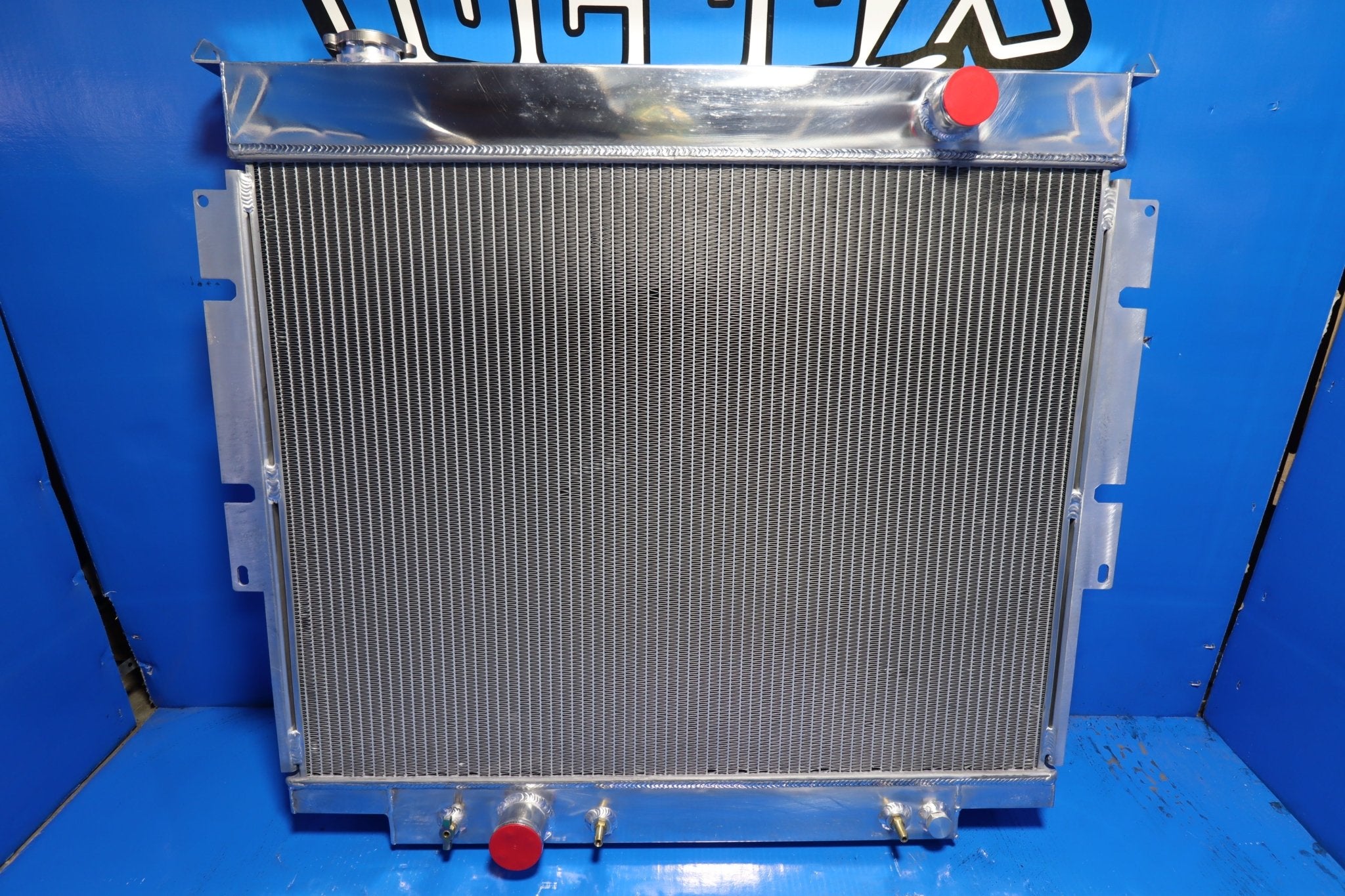 Ford L, LN, LTL, CL Radiator # 600512 – Radiator Supply House