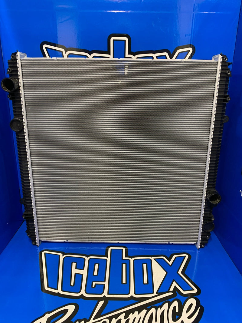 Load image into Gallery viewer, Freightliner Classic 120, Radiator # 601066 - Radiator Supply House
