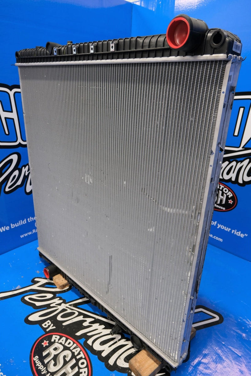 Load image into Gallery viewer, Freightliner Columbia, M2 LT9500 Series, Radiator # 601130 - Radiator Supply House
