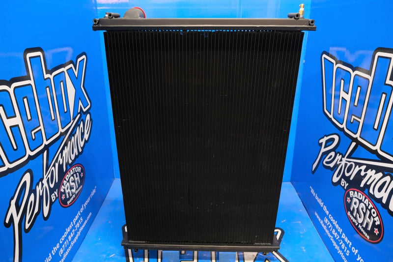 Load image into Gallery viewer, Freightliner Columbia Radiator # 601057 - Radiator Supply House
