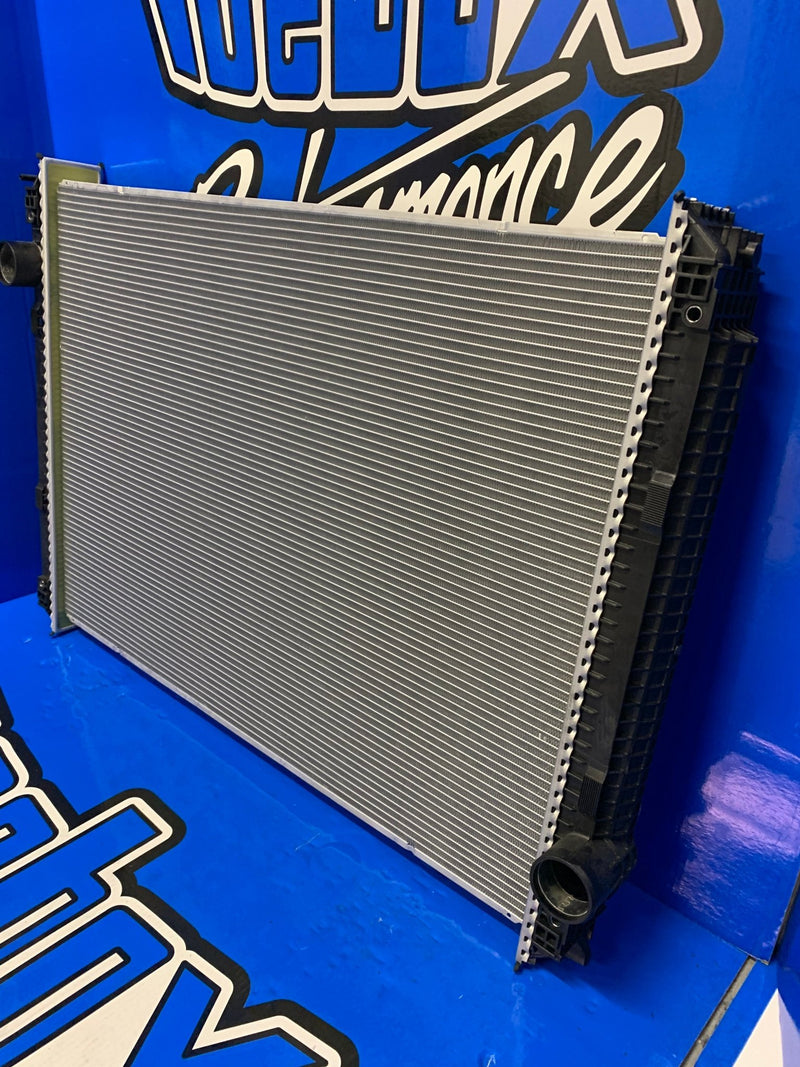 Load image into Gallery viewer, Freightliner FLD, Century Class, Buisness Radiator # 601027 - Radiator Supply House
